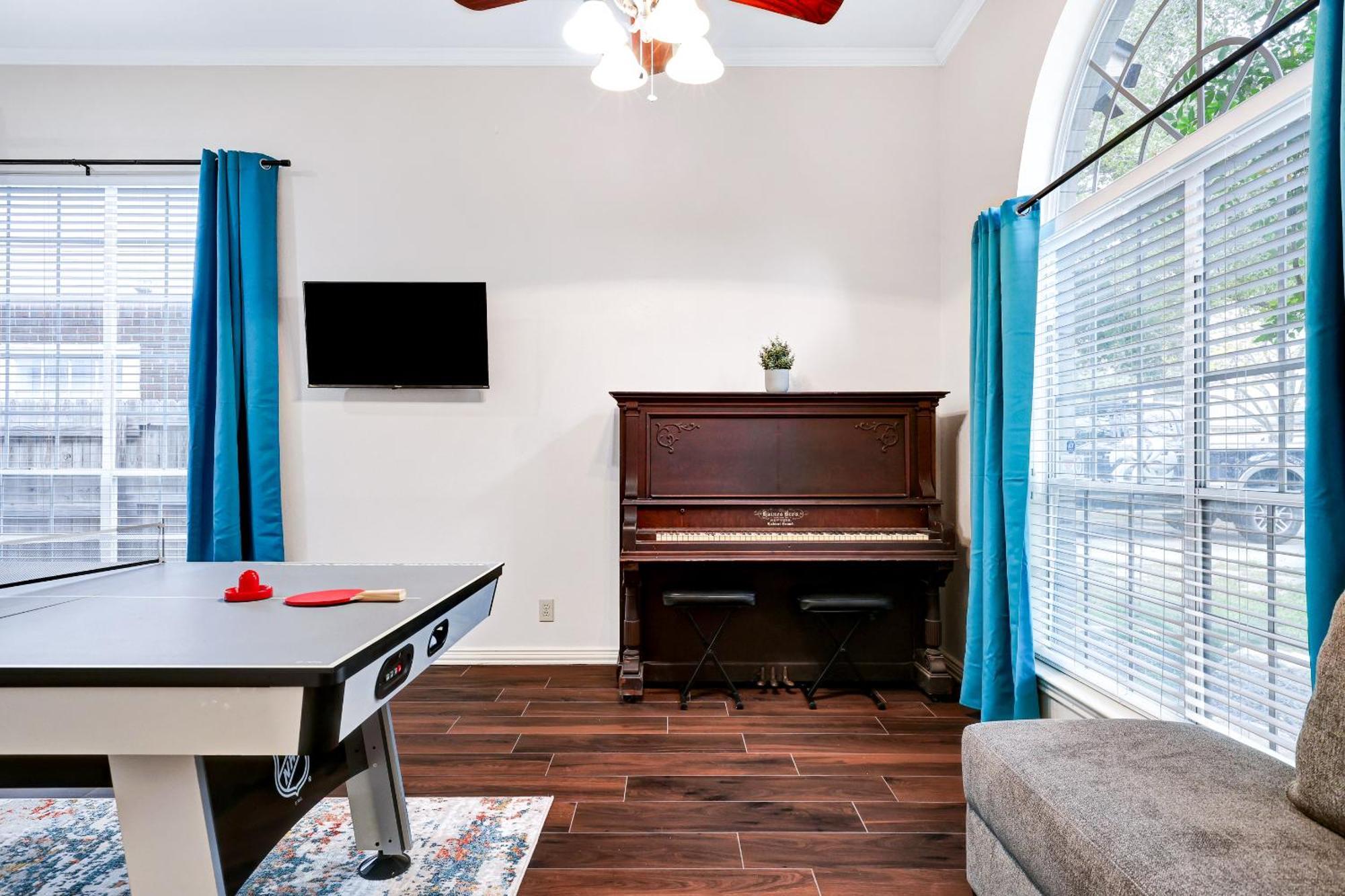 Nr Sea World Games Wifi Bbq Yard Pet Ok Villa Сан Антонио Екстериор снимка